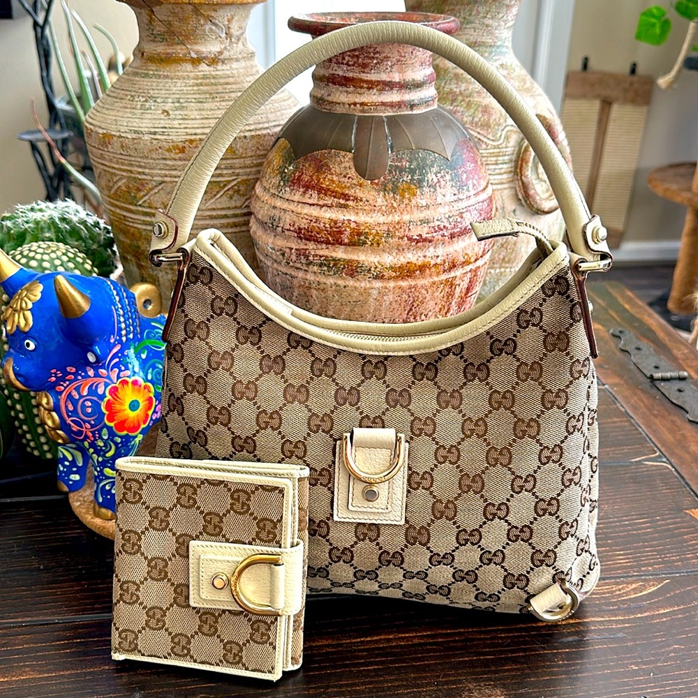 GUCCI Monogram Shoulder Bag and Wallet Monogram Set